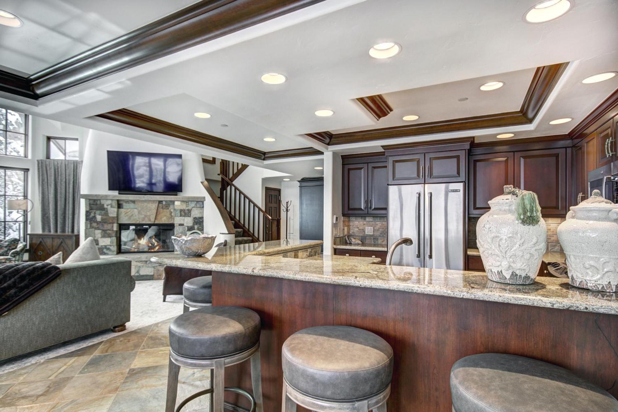 Luxury Ski-In 3 Bedroom Penthouse Inside Pines Lodge, Sleeps 10! Condo 비버 크릭 외부 사진